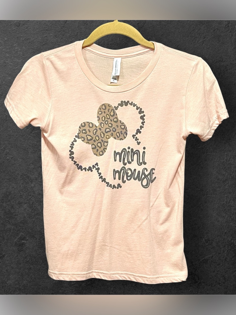 Girls 10/12 peach Minnie Mouse graphic tee